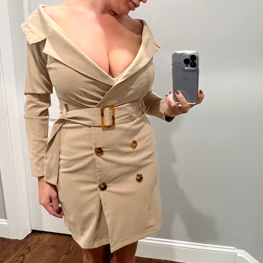 Prettylittlething Sexy Dress